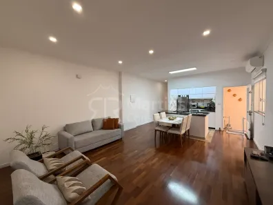 Casa com 2 Quartos à venda, 131m² no Vila Assunção, Santo André