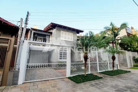 Casa com 4 Quartos à venda, 325m² no Jardim Lindóia, Porto Alegre