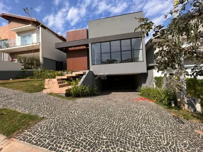 Casa de Condomínio com 3 Quartos à venda, 282m² no Swiss Park, Campinas