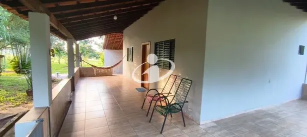 Fazenda/Sítio com 2 Quartos à venda, 196m² no Chácaras Eldorado, Uberlândia