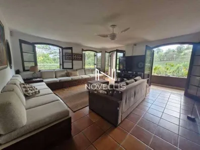 Fazenda/Sítio com 3 Quartos à venda, 380m² no Condomínio Lagoinha, Jacareí