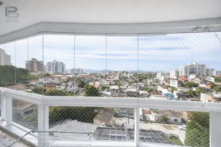 Apartamento com 2 Quartos à venda, 111m² no Barreiros, São José