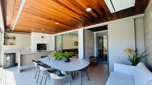 Apartamento com 3 Quartos para alugar, 143m² no Riviera, Bertioga