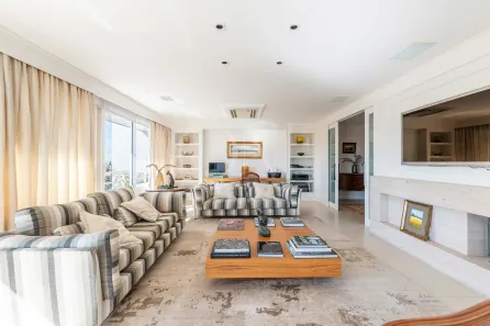 Apartamento com 4 Quartos para alugar, 375m² no Mont Serrat, Porto Alegre