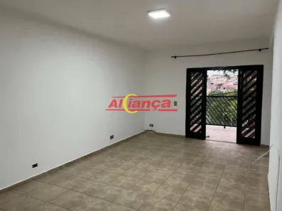 Sobrado com 3 Quartos para alugar, 280m² no Jardim City, Guarulhos