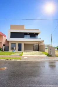 Casa de Condomínio com 4 Quartos à venda, 269m² no Parque Ipiranga, Resende