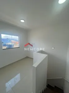 Casa de Condomínio com 2 Quartos à venda, 44m² no Maracanã, Praia Grande