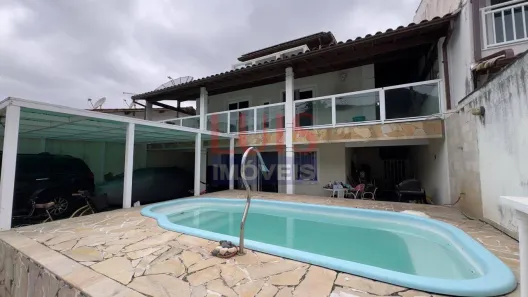 Casa com 5 Quartos à venda, 259m² no Piratininga, Niterói