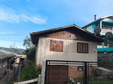 Casa com 3 Quartos à venda, 70m² no Floresta, Gramado