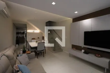 Casa com 3 Quartos à venda, 100m² no Vila Carrão, São Paulo