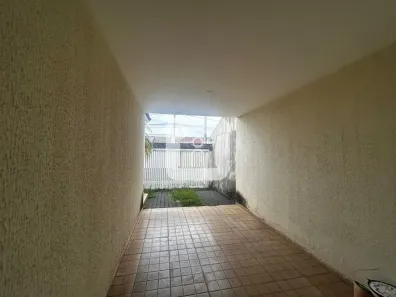 Casa com 3 Quartos para alugar, 180m² no Jardim Patrícia, Uberlândia