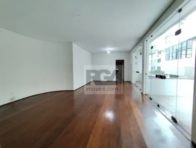 Casa com 3 Quartos à venda, 202m² no Embaré, Santos