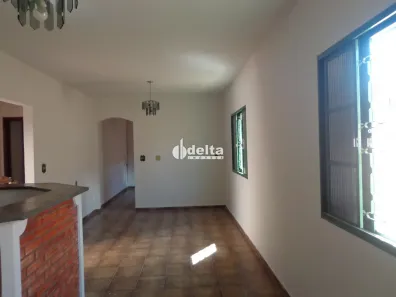 Casa com 8 Quartos à venda, 336m² no Martins, Uberlândia