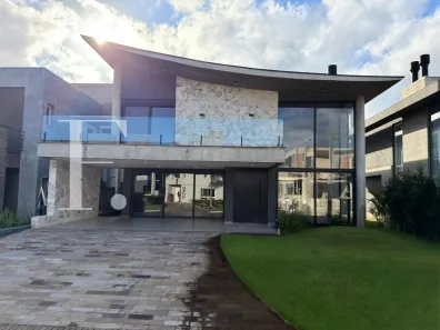 Sobrado com 5 Quartos à venda, 399m² no , Capão da Canoa