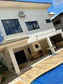 Casa de Condomínio com 3 Quartos à venda, 300m² no Jardins Madri, Goiânia