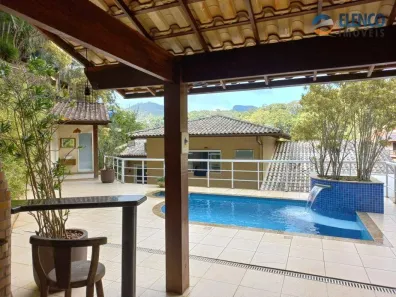Casa de Condomínio com 4 Quartos à venda, 420m² no Badu, Niterói