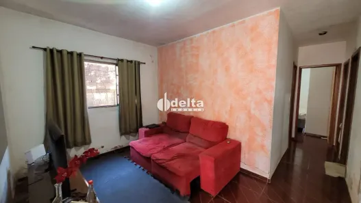 Casa com 3 Quartos à venda, 100m² no Planalto, Uberlândia