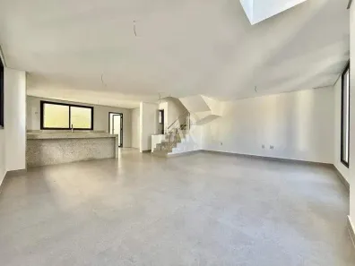 Casa com 3 Quartos à venda, 124m² no Planalto, Belo Horizonte