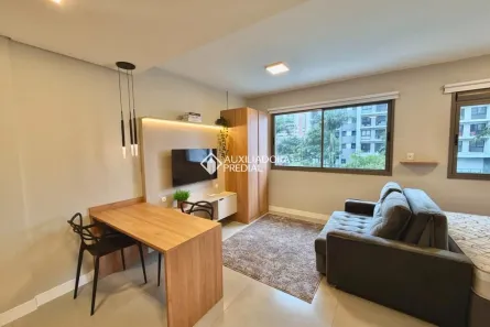 Apartamento com 1 Quarto para alugar, 29m² no Jardim do Salso, Porto Alegre