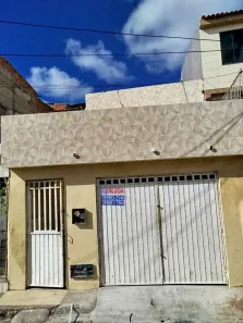 Casa com 2 Quartos à venda, 80m² no Getúlio Vargas, Aracaju