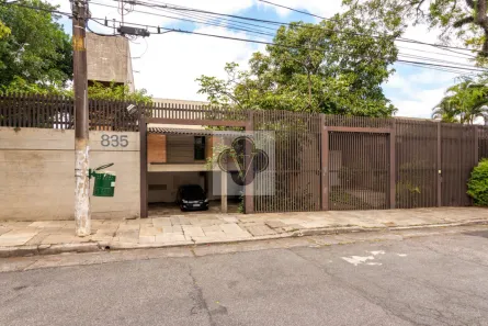 Casa à venda, 885m² no Pacaembu, São Paulo