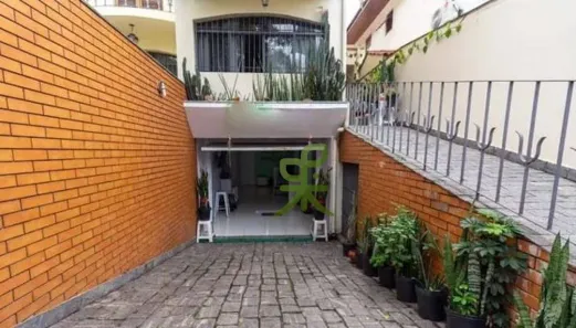 Casa com 4 Quartos à venda, 240m² no Jardim Peri Peri, São Paulo