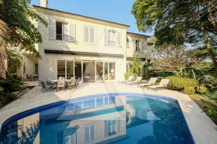 Casa com 5 Quartos à venda, 767m² no Jardim Guedala, São Paulo