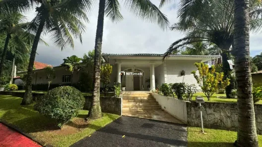 Casa com 4 Quartos à venda, 370m² no Itaipu, Niterói