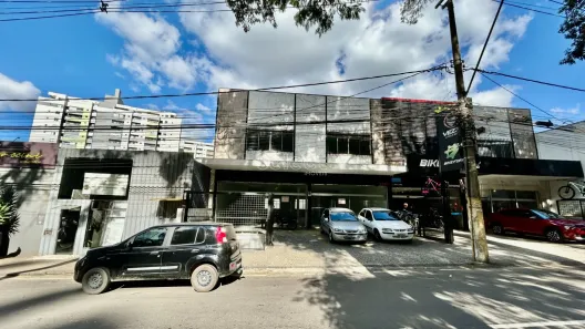 Ponto Comercial para alugar, 180m² no Teixeiras, Juiz de Fora