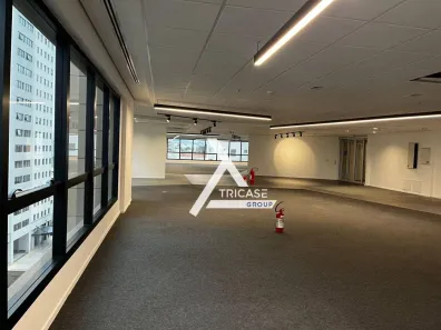 Sala Comercial para alugar, 1350m² no Alphaville Industrial, Barueri