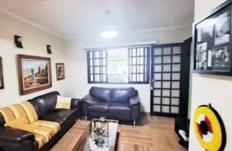 Casa com 2 Quartos à venda, 134m² no Parque Jaçatuba, Santo André