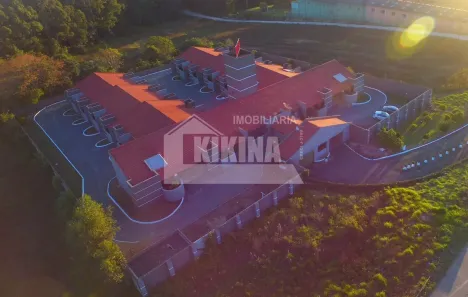 Sala Comercial com 28 Quartos à venda, 6500m² no Colônia Dona Luíza, Ponta Grossa