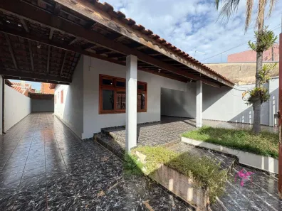 Casa com 3 Quartos à venda, 115m² no Jardim Presidente, Leme