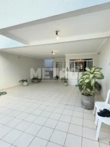Casa com 3 Quartos para alugar, 214m² no São José, Petrolina