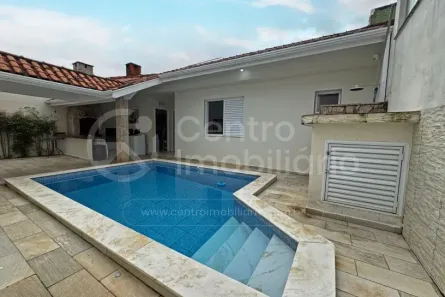 Casa com 2 Quartos à venda, 149m² no Josedy, Peruíbe