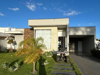 Casa de Condomínio com 3 Quartos à venda, 150m² no , Pardinho