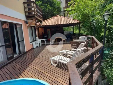 Casa de Condomínio com 4 Quartos à venda, 400m² no Itaipu, Niterói