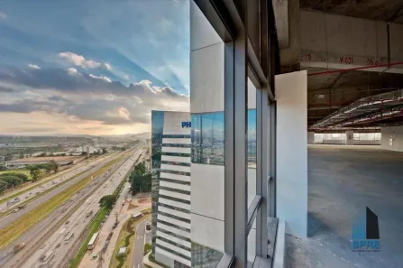 Sala Comercial para alugar, 2237m² no Tamboré, Santana de Parnaíba