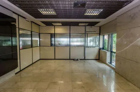 Sala Comercial para alugar, 1100m² no Asa Norte, Brasília