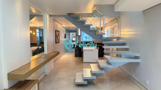 Sobrado com 3 Quartos à venda, 240m² no Parque Maria Domitila, São Paulo