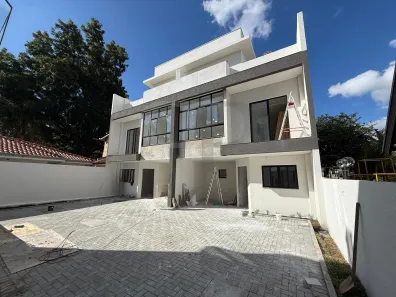 Casa de Condomínio com 3 Quartos à venda, 140m² no Jardim Social, Curitiba