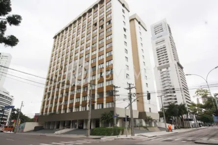 Apartamento com 3 Quartos para alugar, 86m² no São Francisco, Curitiba