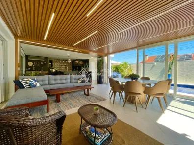 Casa de Condomínio com 4 Quartos à venda, 360m² no Nossa Senhora das Graças, Canoas