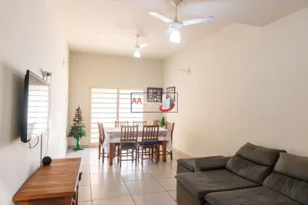 Casa com 3 Quartos à venda, 217m² no Jardim Consolação, Franca