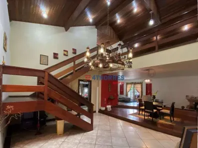 Casa com 4 Quartos à venda, 780m² no Chácara dos Junqueiras, Carapicuíba