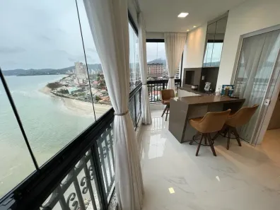 Apartamento com 3 Quartos à venda, 140m² no Meia Praia, Itapema