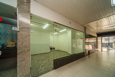 Sala Comercial para alugar, 42m² no Centro, Juiz de Fora