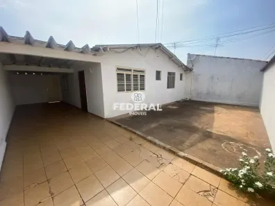 Casa com 3 Quartos para alugar, 150m² no Conjunto Fabiana, Goiânia