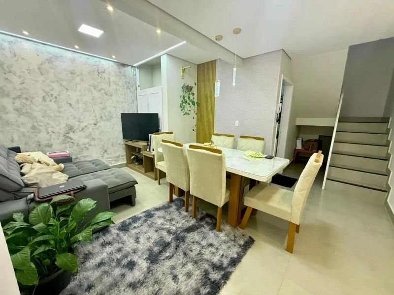 Casa com 3 quartos — Santa Amélia, Belo Horizonte