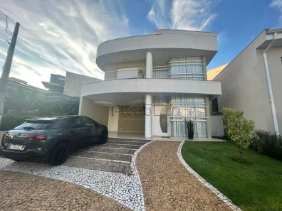 Sobrado com 4 Quartos à venda, 214m² no Swiss Park, Campinas